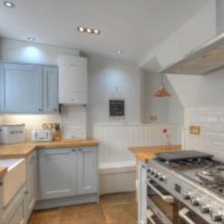 Little Monmouth 4 Bedroom Cottage, Old Town Lyme Regis, Dog Friendly And Parking Exterior photo